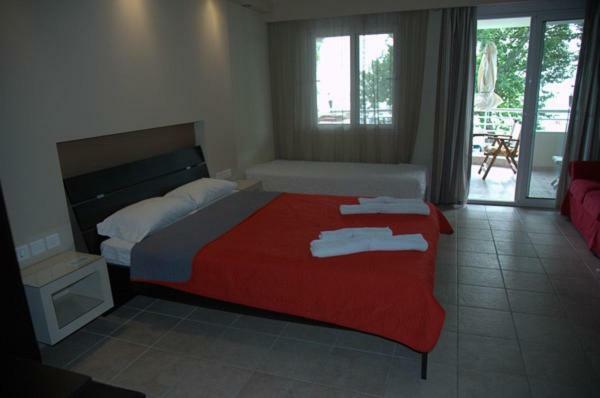 Studios Giannakis Chrysi Ammoudia Exterior photo
